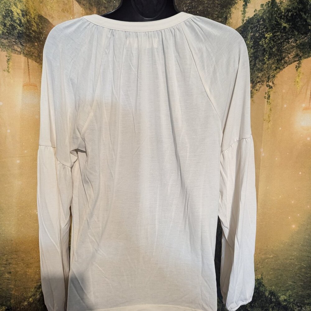 134. Lucky Brand Long Sleeve Loose Fit Top -small - Picture 2 of 4